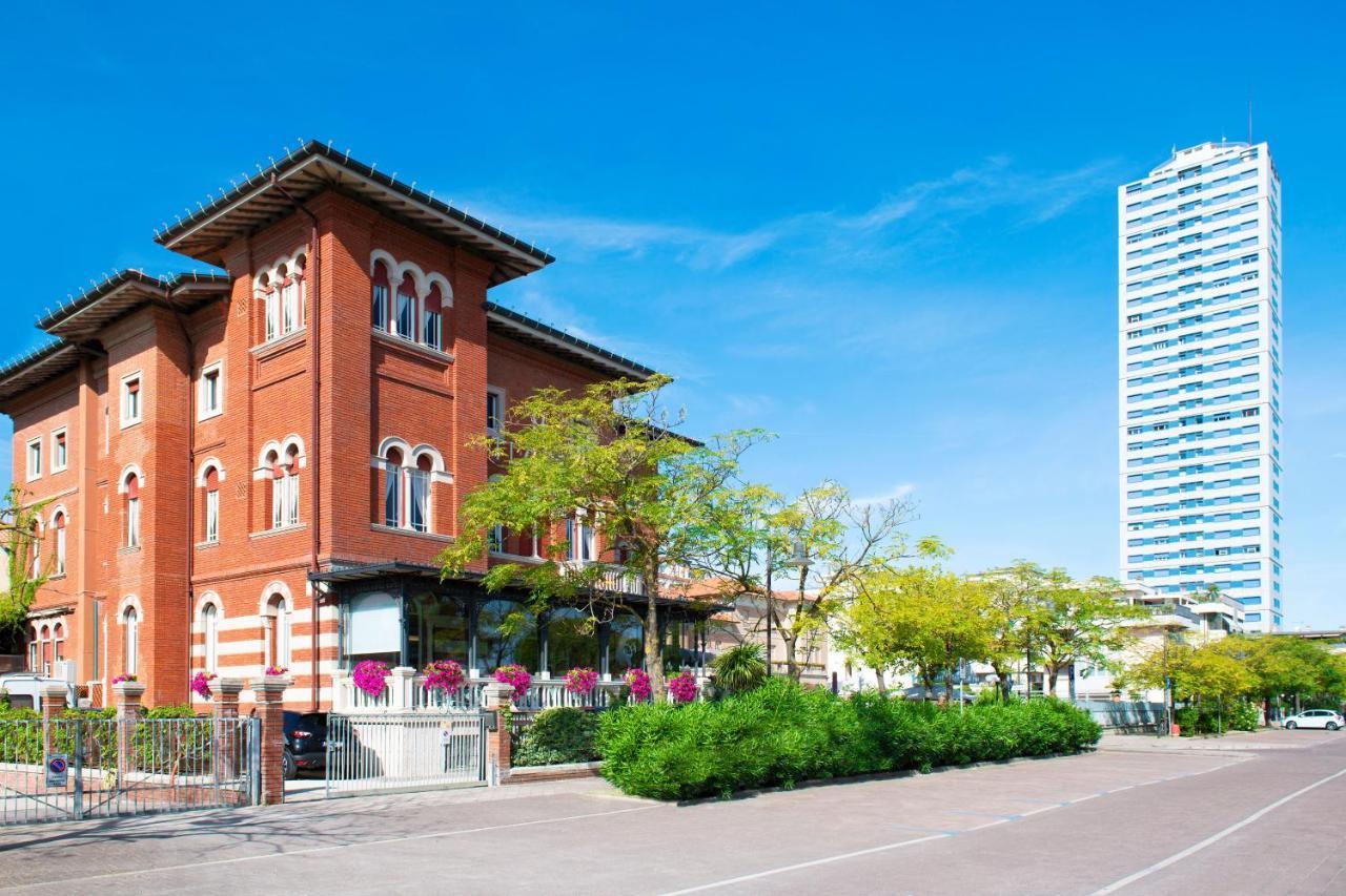 Hotel Atlantica Cesenatico Exterior foto